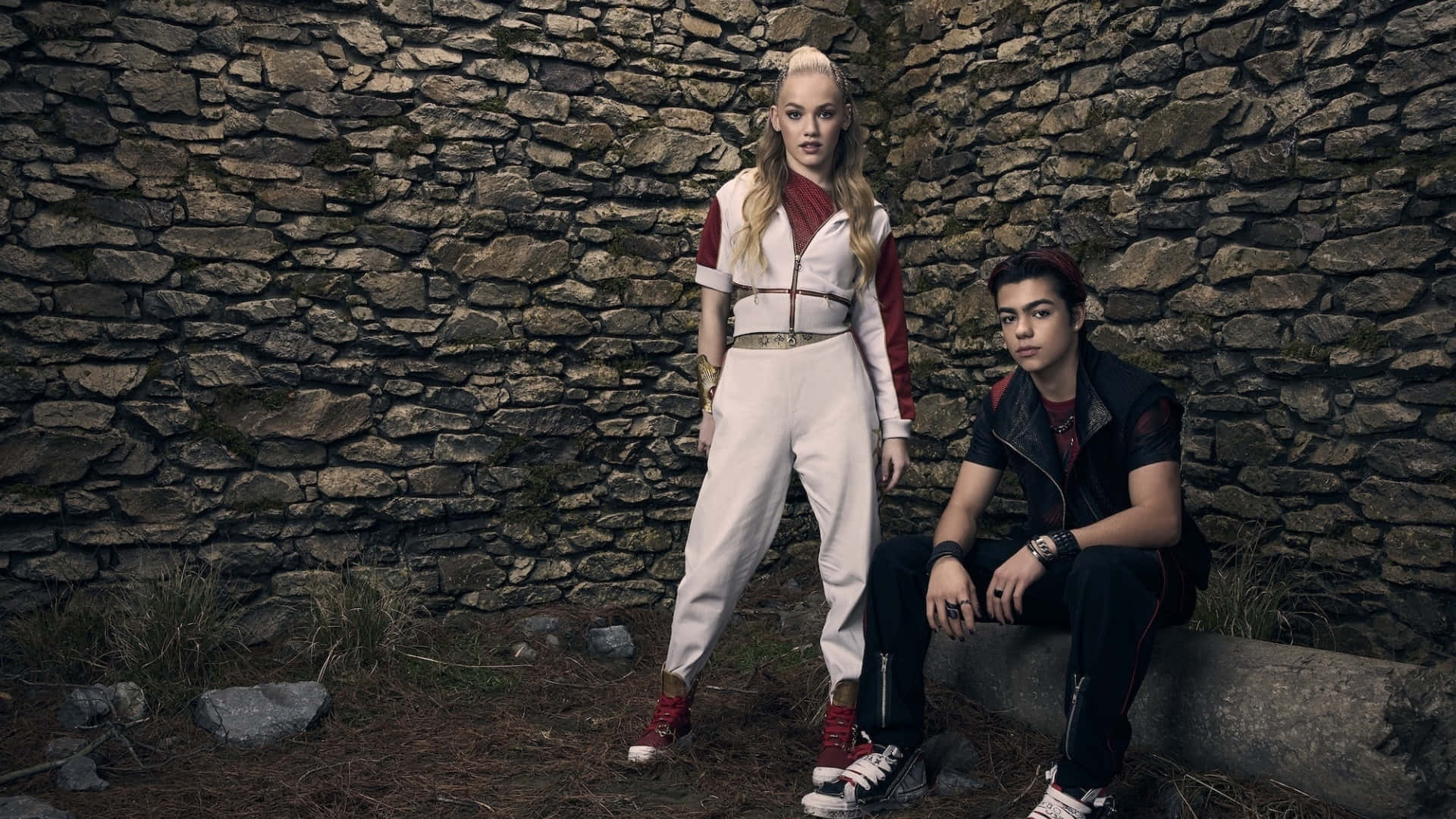 Zombies 4, white and red outfit, black leather jacket, Full HD Desktop Wallpaper