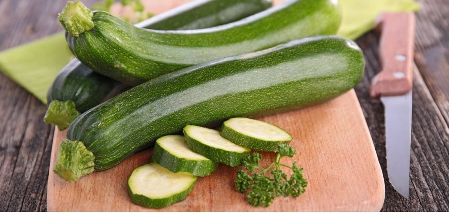 zucchini, parsley, wooden cutting board, HD Desktop Wallpaper